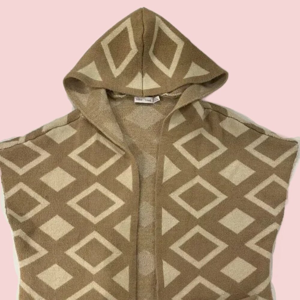 Women's Sweater "Bishop & Young" Geometric Beige and White Sweater One Size